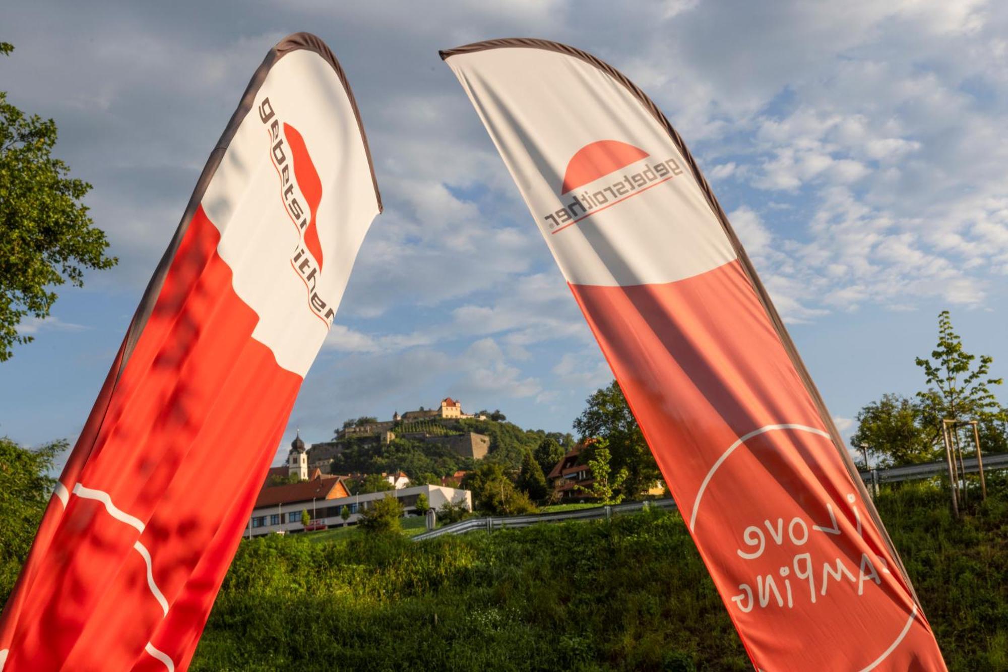 Camping Resort Riegersburg Bagian luar foto