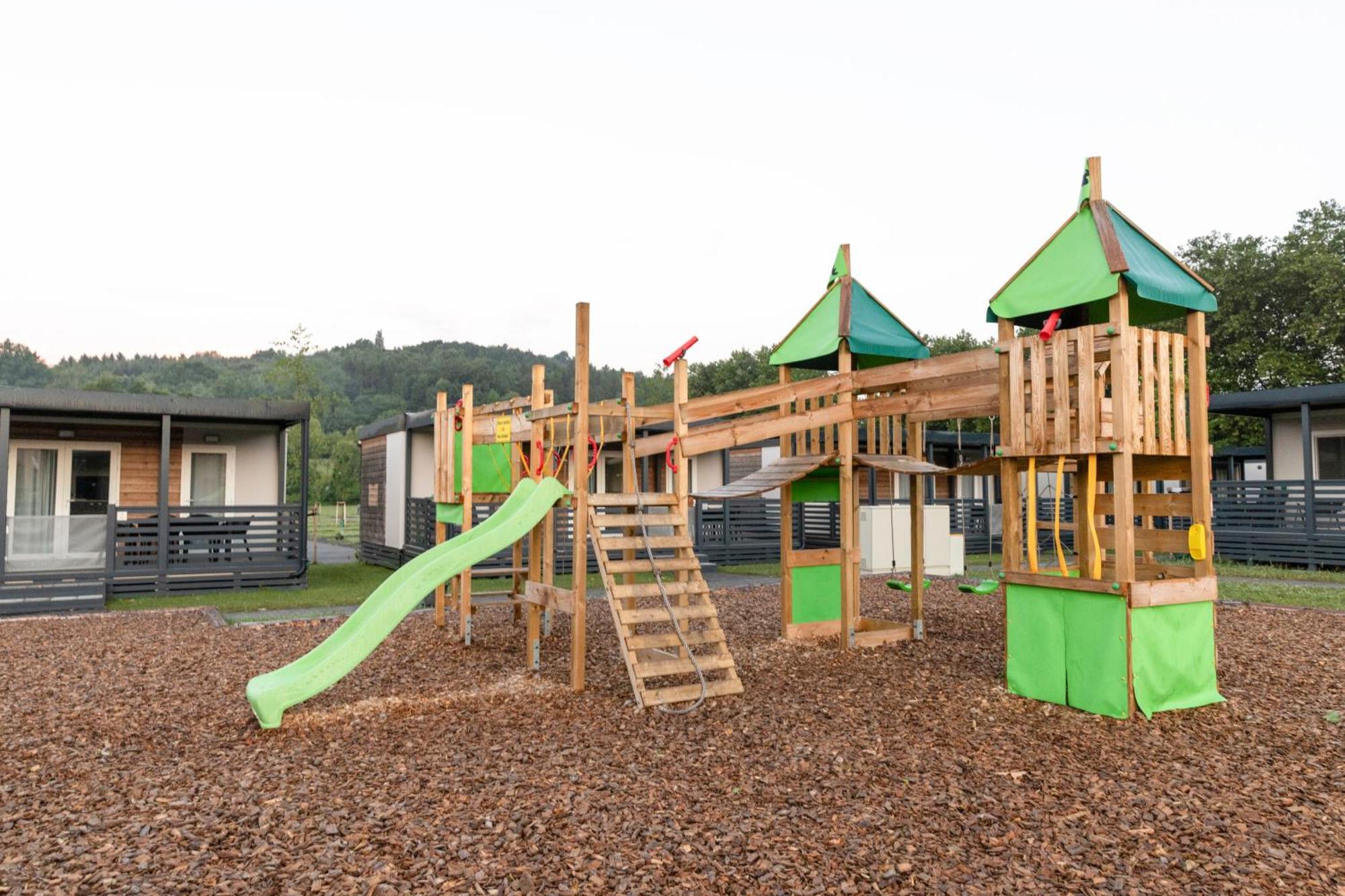 Camping Resort Riegersburg Bagian luar foto